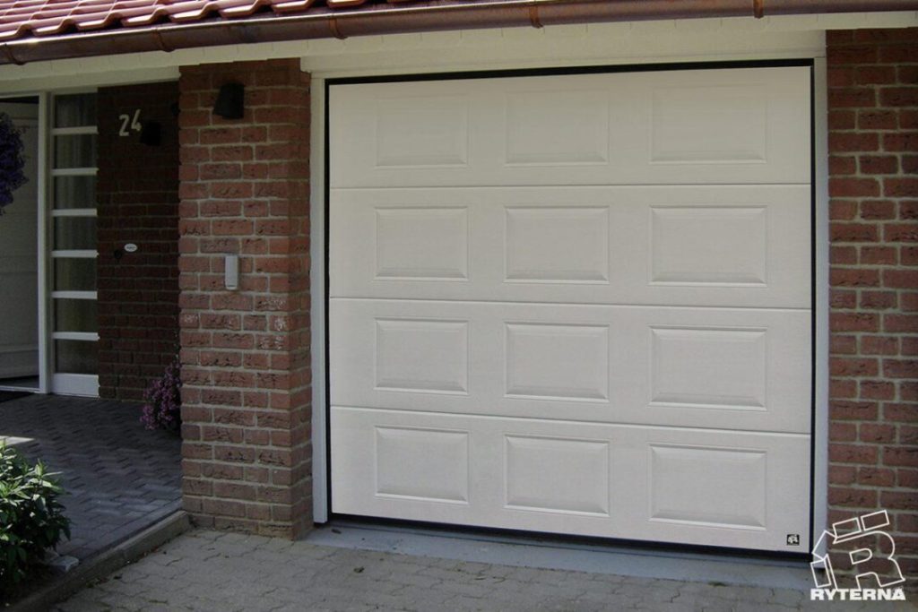 Sectional-garage-doors-2-1080x720