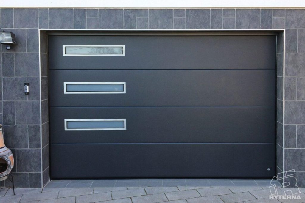 Sectional-garage-doors-8-1080x720